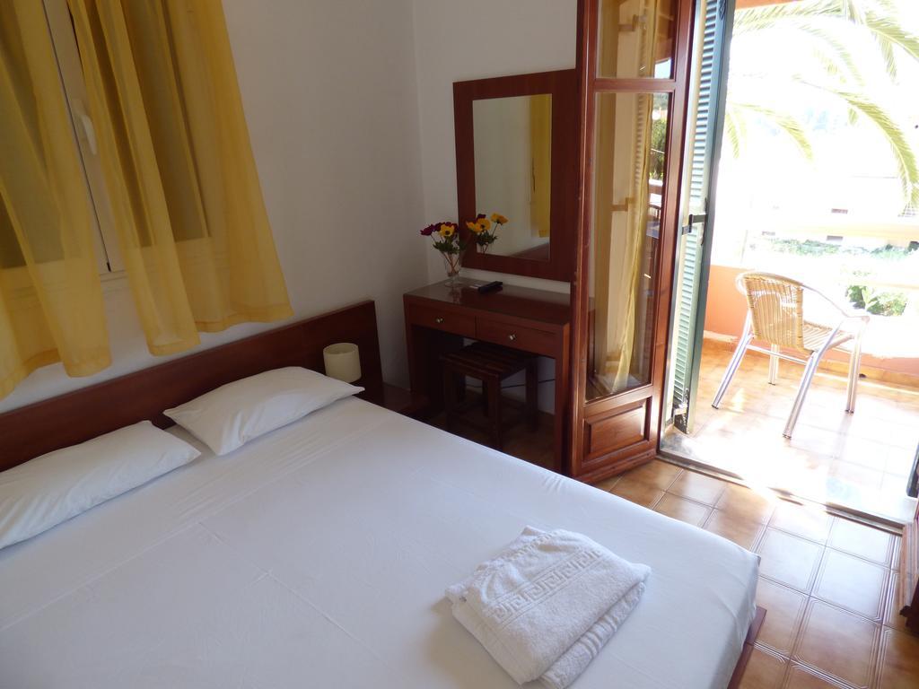 Villa Sofia Ýpsos Chambre photo
