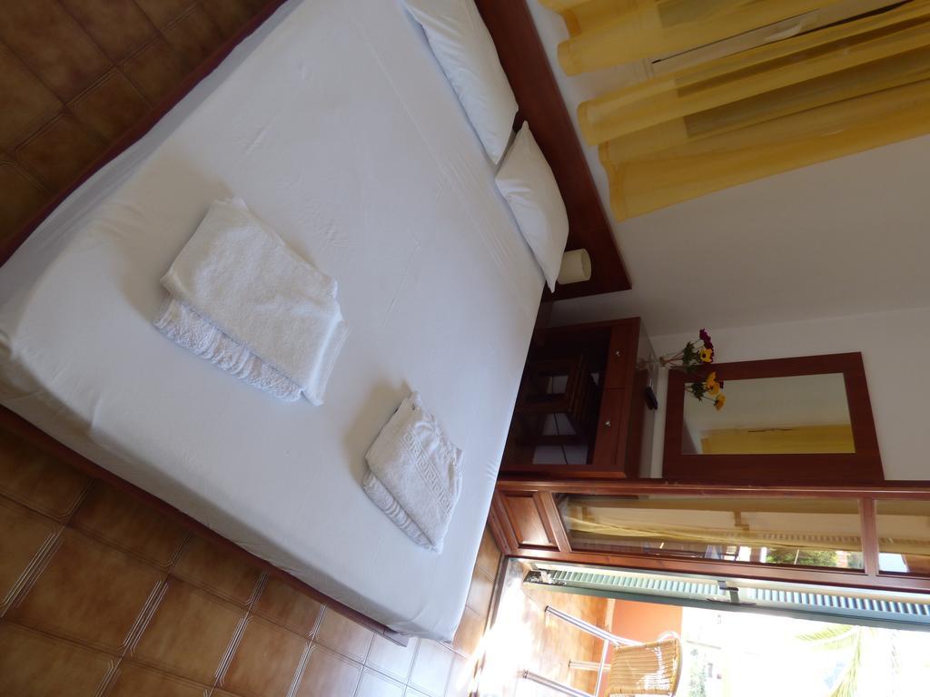 Villa Sofia Ýpsos Extérieur photo